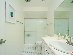 320 S Ardmore Avenue 323, Los Angeles CA 90020