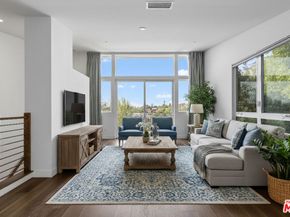 1912 W Liberty Court, Los Angeles CA 90026