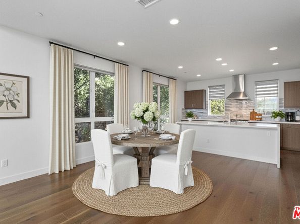 1912 W Liberty Court, Los Angeles CA 90026