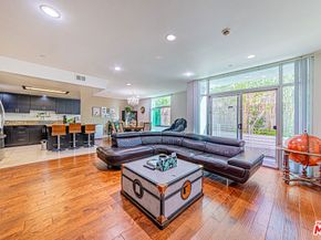 332 S Oxford Avenue 106, Los Angeles CA 90020