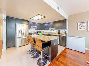 332 S Oxford Avenue 106, Los Angeles CA 90020