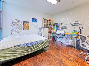 332 S Oxford Avenue 106, Los Angeles CA 90020