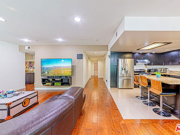 332 S Oxford Avenue 106, Los Angeles CA 90020