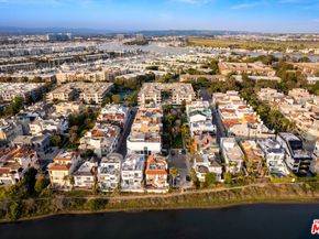 110 Topsail Mall, Marina Del Rey CA 90292