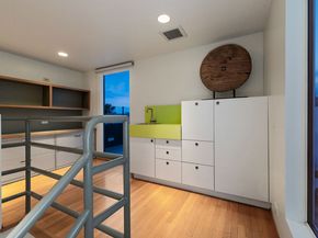 110 Topsail Mall, Marina Del Rey CA 90292