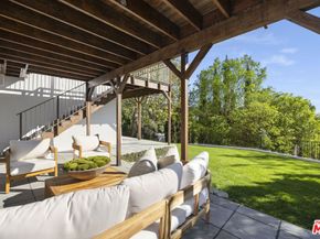 2745 La Cuesta Drive, Los Angeles CA 90046