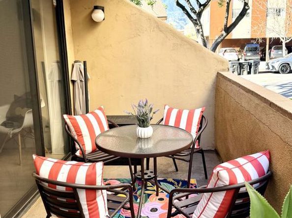 350 Burchett Street 101, Glendale CA 91203