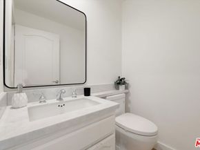 120 N Swall Drive 306, Los Angeles CA 90048