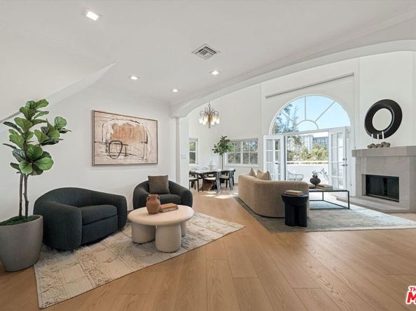 120 N Swall Drive 306, Los Angeles CA 90048