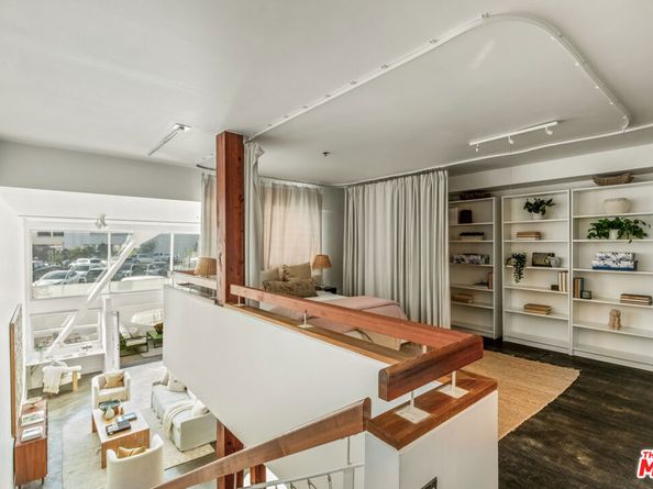 615 Hampton Drive A102, Venice CA 90291