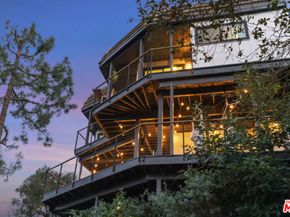19901 Grand View Drive, Topanga CA 90290