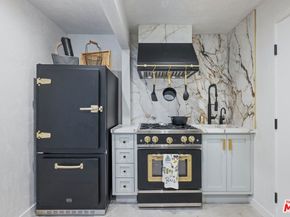 15 Reef Street, Marina Del Rey CA 90292