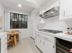 11939 GORHAM Avenue 103, Los Angeles CA 90049