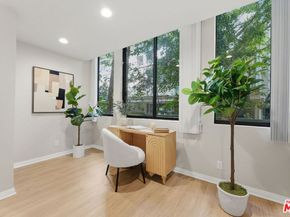 11939 GORHAM Avenue 103, Los Angeles CA 90049