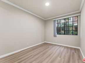 11939 GORHAM Avenue 103, Los Angeles CA 90049