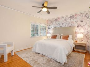 1174 Carmona Avenue, Los Angeles CA 90019