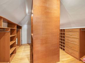 1174 Carmona Avenue, Los Angeles CA 90019