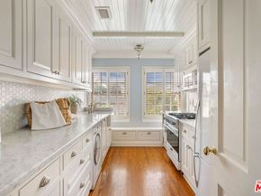 248 S Hudson Avenue, Los Angeles CA 90004