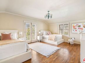 248 S Hudson Avenue, Los Angeles CA 90004