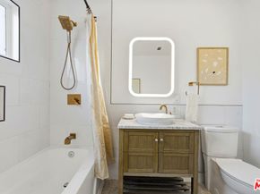 6703 Gold Place, Los Angeles CA 90042