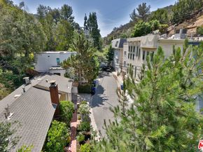 9969 Westwanda Drive, Beverly Hills CA 90210