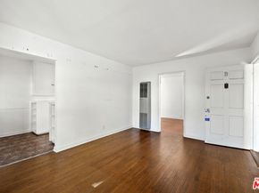 1124 12th Street, Santa Monica CA 90403