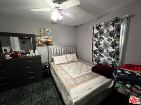 668 E 113th Street, Los Angeles CA 90059