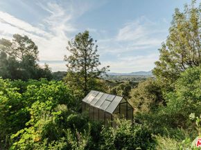 9550 Wheatland Avenue, Sunland CA 91040