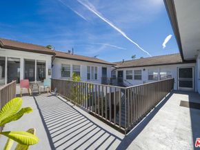 12012 WASHINGTON Place, Los Angeles CA 90066