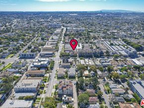 12012 WASHINGTON Place, Los Angeles CA 90066