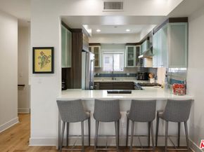 108 S Croft Avenue 103, Los Angeles CA 90048