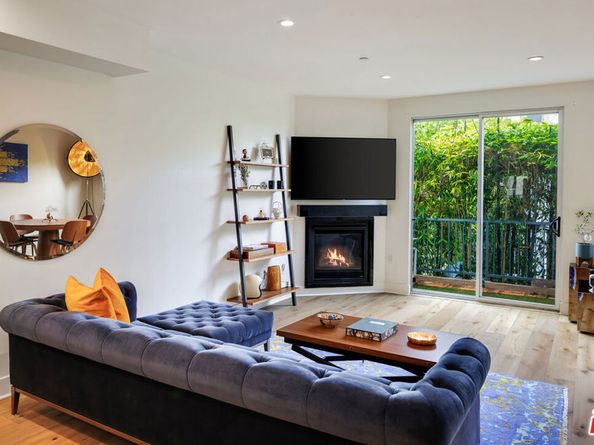 108 S Croft Avenue 103, Los Angeles CA 90048