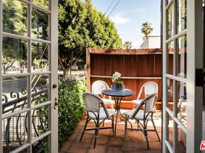 1148 Chelsea Avenue 1, Santa Monica CA 90403