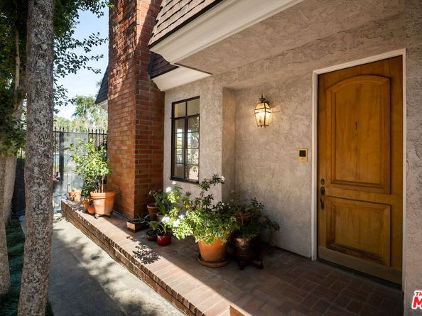 1148 Chelsea Avenue 1, Santa Monica CA 90403