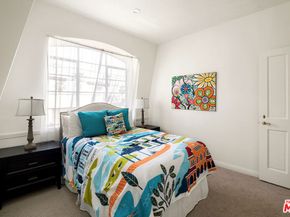 1148 Chelsea Avenue 1, Santa Monica CA 90403