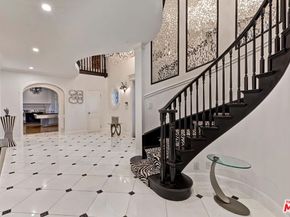 725 N Faring Road, Los Angeles CA 90077