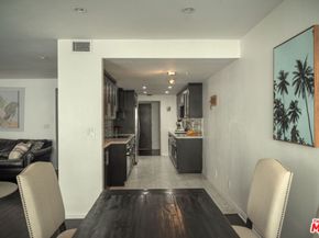 7259 Hillside Avenue 202, Los Angeles CA 90046