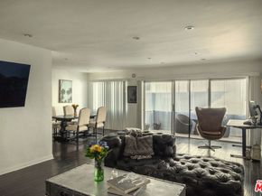 7259 Hillside Avenue 202, Los Angeles CA 90046