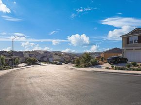 893 Woodhaven Rd, San Marcos CA 92069