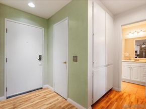 6350 Genesee Ave. 115, San Diego CA 92122