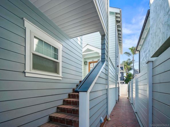 816 F, Coronado CA 92118