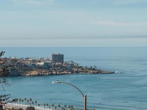 8504 Prestwick Dr, La Jolla CA 92037