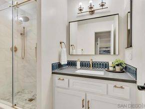 2600 Torrey Pines Rd B17, La Jolla CA 92037