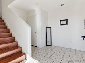 5427 Soho View Ter, San Diego CA 92105