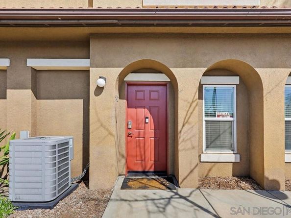 5427 Soho View Ter, San Diego CA 92105