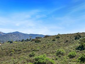 12437 Ridgeton Dr, Lakeside CA 92040