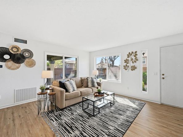 10219 Kerrigan St, Santee CA 92071