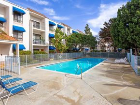 8328 Regents Rd 3G, San Diego CA 92122