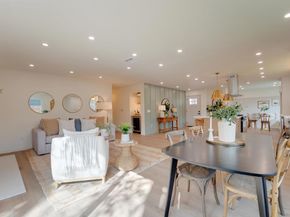 2927 Governor Dr, San Diego CA 92122