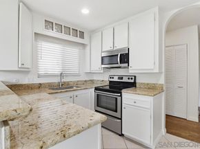 5493 Adobe Falls Rd 10, San Diego CA 92120